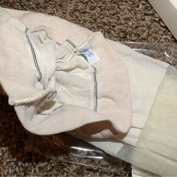 Just My Size by Leggs lasting sheer pantyhose, color ivory, size: 2X - Picture 10 of 12